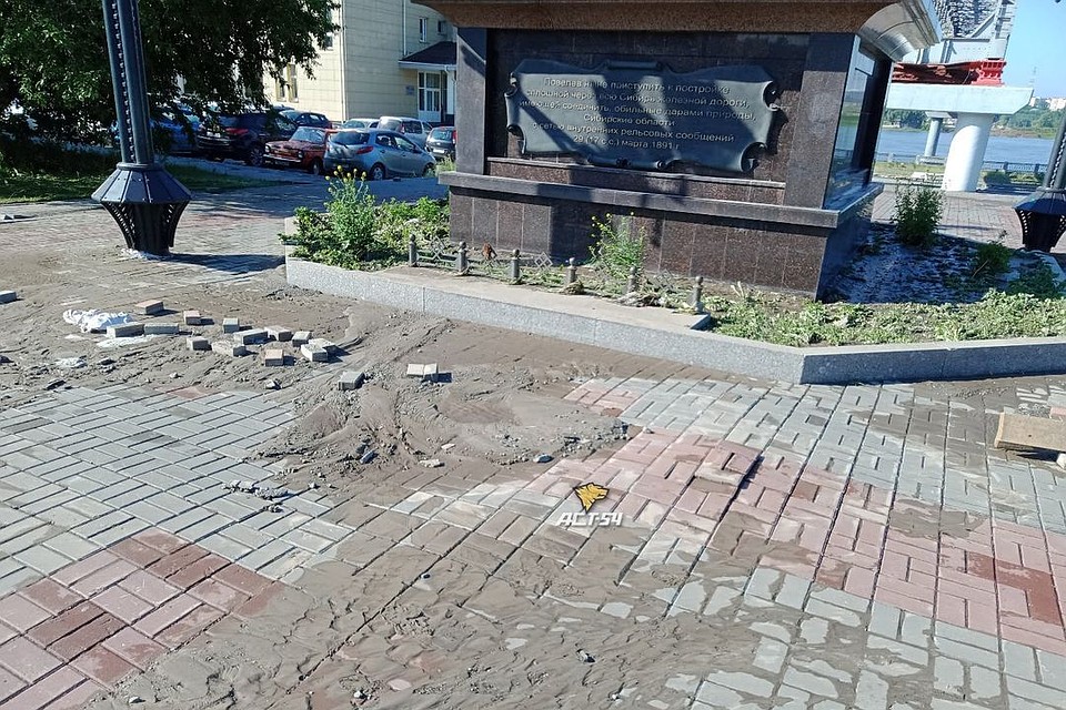 Набережная и парк «Городское начало» серьезно пострадали от стихии.