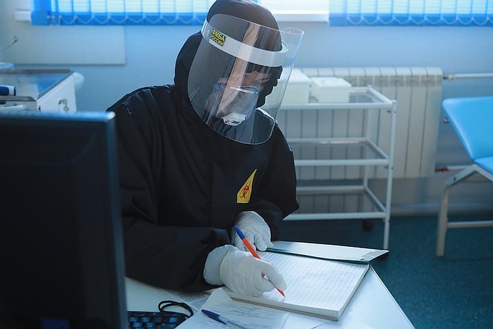 Число инфицированных коронавирусом в России за сутки возросло на 8835 человек