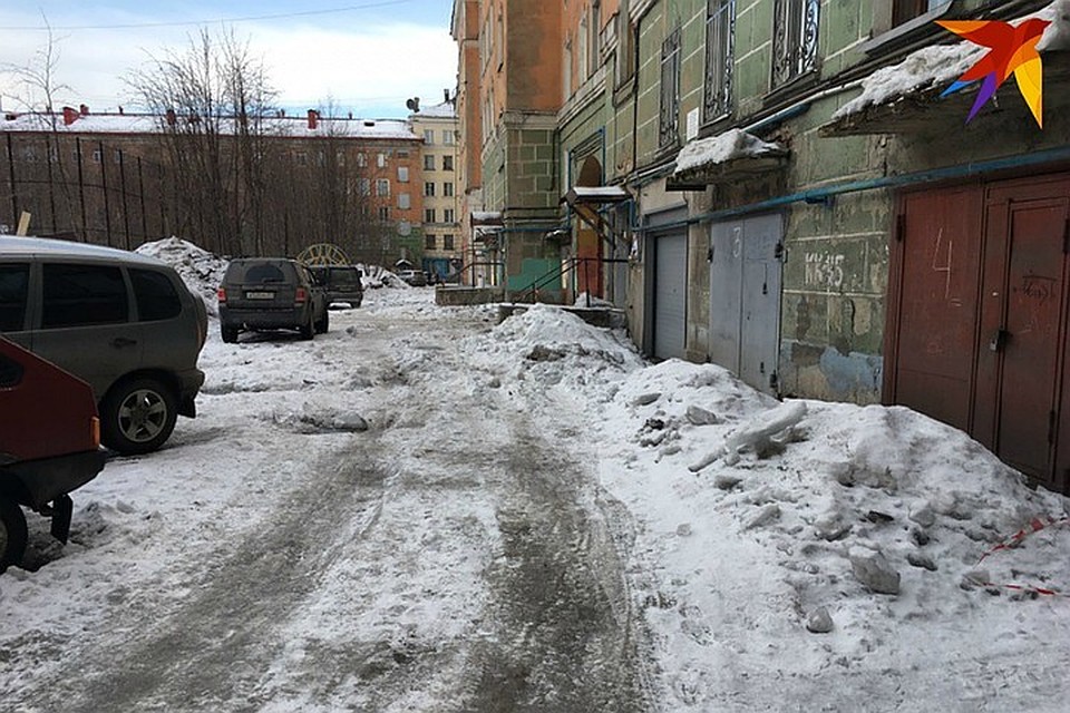 За гибель 63-летней мурманчанки ответит генеральный директор подрядной организации.
