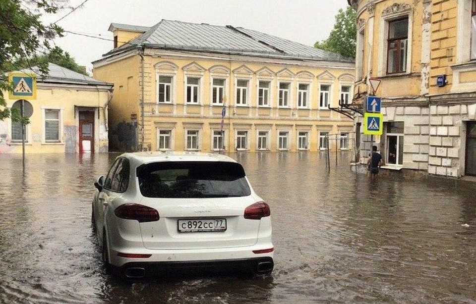 Синоптик рассказал о погодных аномалиях в Москве. Фото: ЦОДД