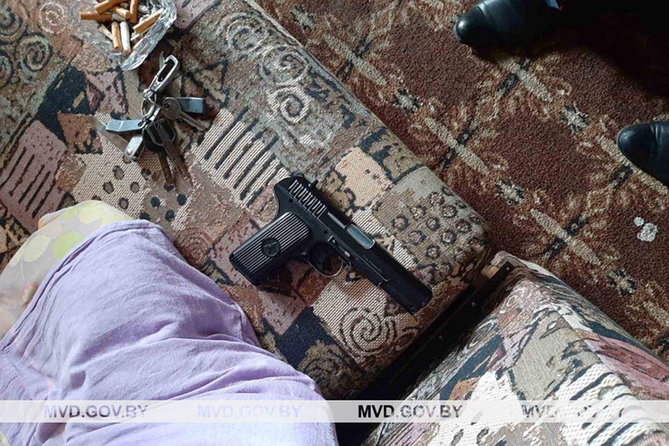 В Поставах 41-летний мужина угрожал застрелить социального работника. Фото: МВД Беларуси