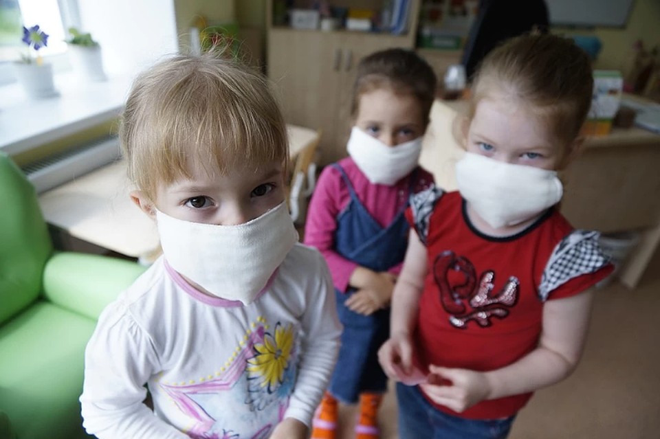 Опасной инфекцией заразились пять девочек и один мальчик.