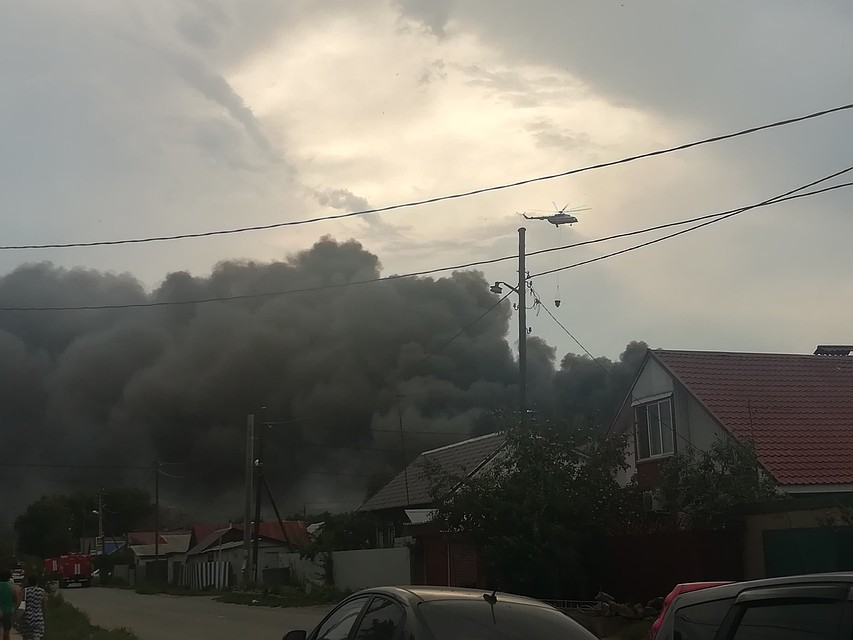 Для тушения пожара привлекли вертолет