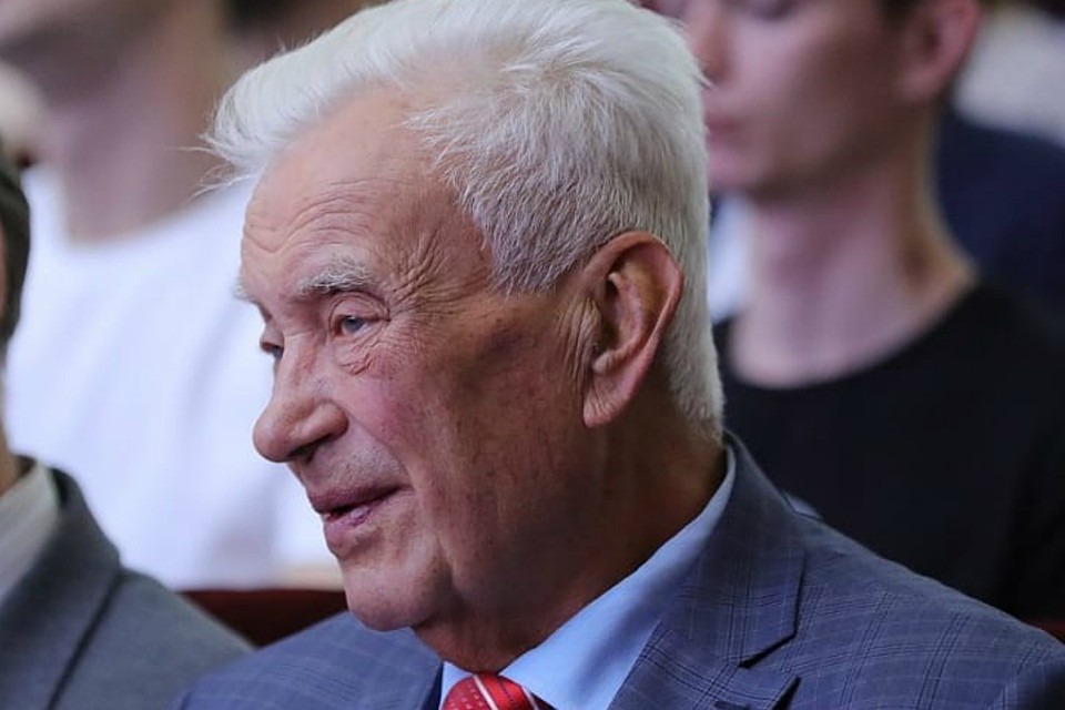Василий Голубев навестил в больнице бывшего директора "Ростсельмаша". Фото: аккаунт Инстаграм Василия Голубева