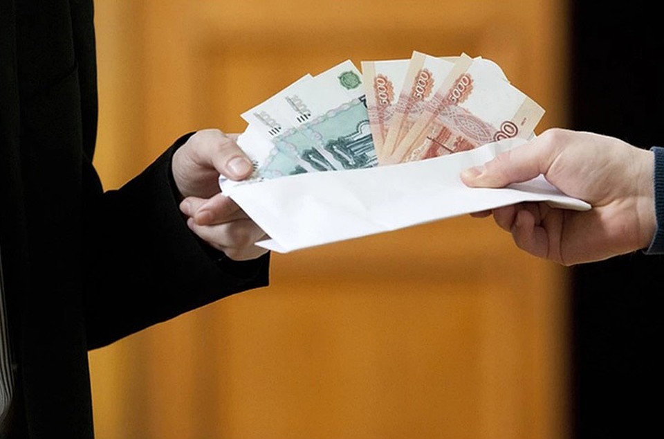Начальника антикоррупционного отдела нижегородского ГУ МВД задержали за передачу взятки.
