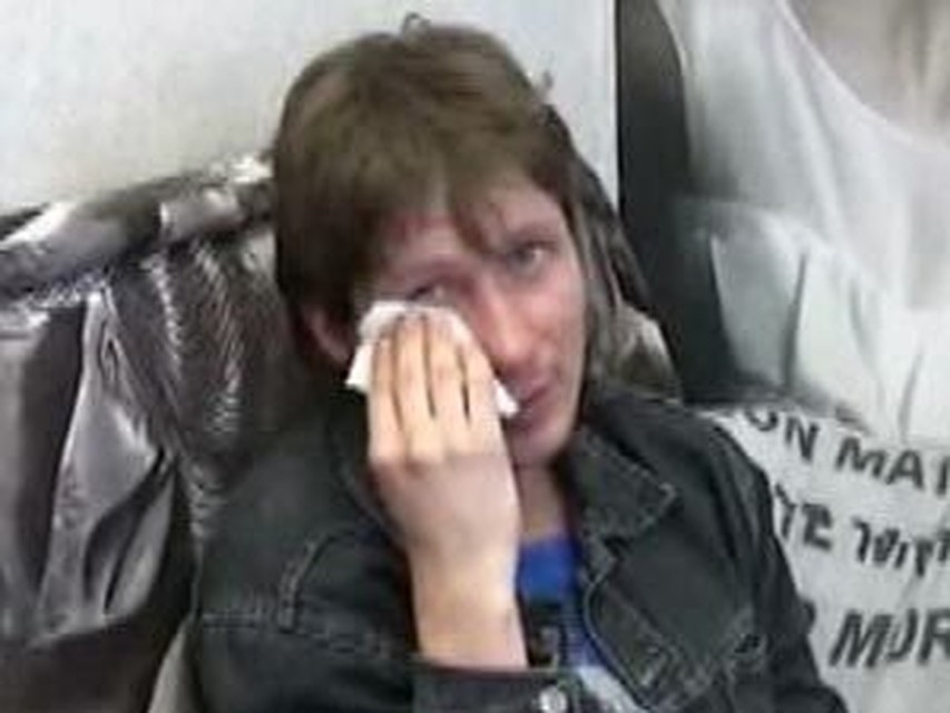 Этого русского парня избили, когда он возвращался с ночной дискотеки.
