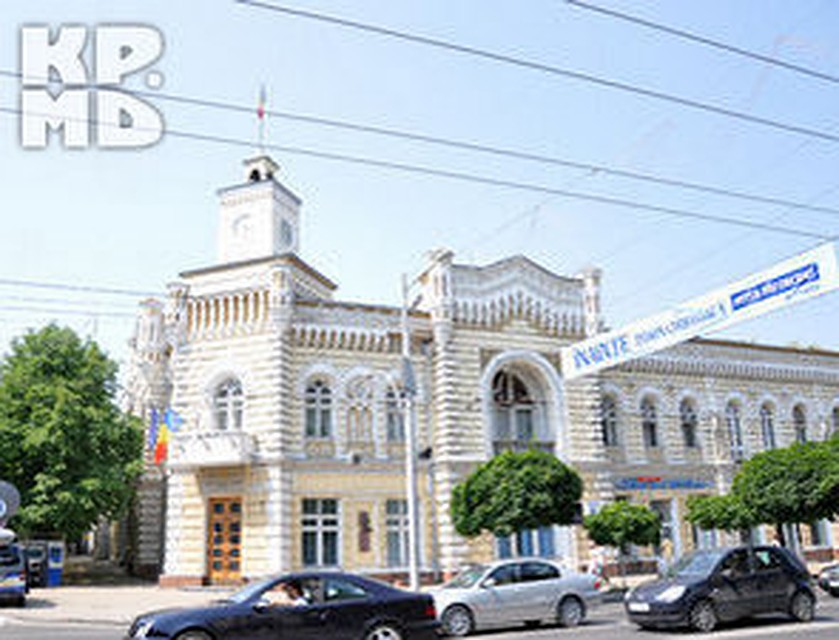 Мэрия Кишинева присоединяется к требованию снять посты миротворцев