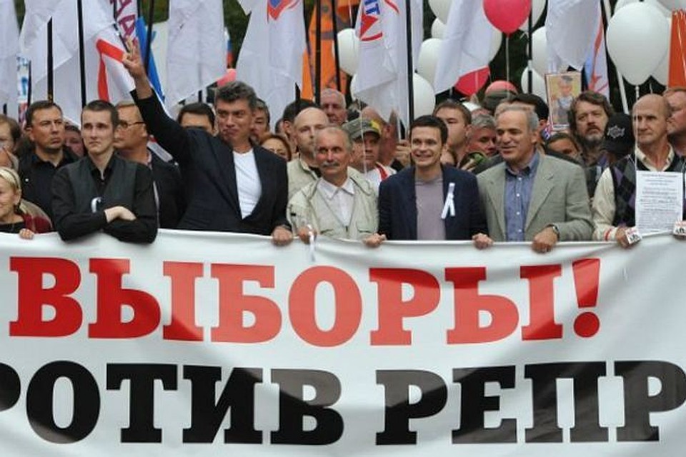 Выборы - это билет на войну. Если оппозиция на них опозорится, она рискует навсегда сойти со сцены.
