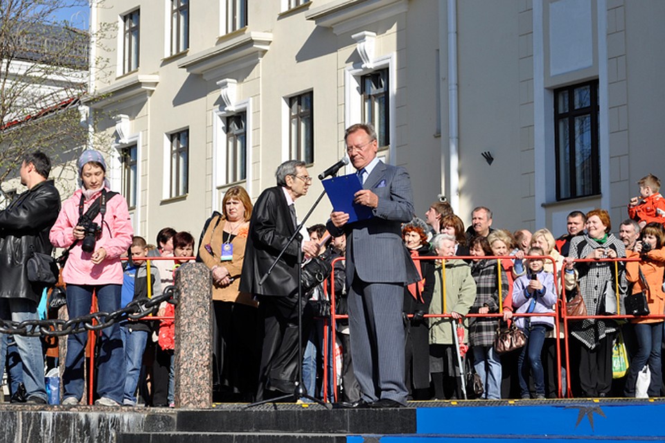 "Северное сияние" два года с успехом "зажигалось" в Мурманске.