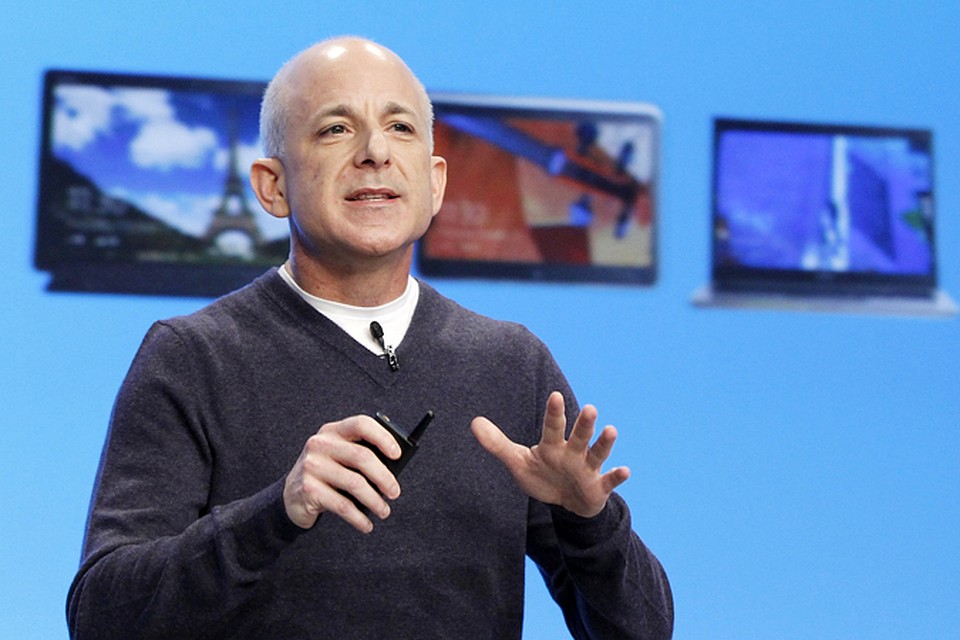 Синофски представил миру Windows 8