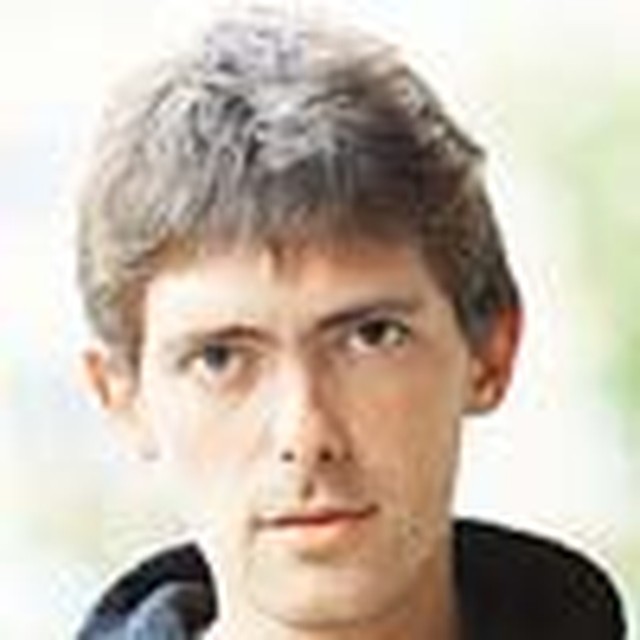 Денис: - Появившиеся недавно передачи о путешествиях интереснее, чем крыловские видеозарисовки.