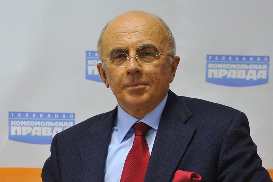 Александр Запесоцкий.