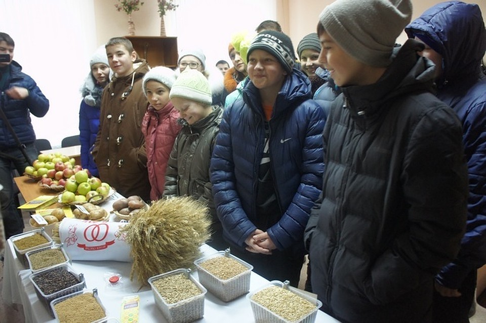Сельскохозяйственная экскурсия для детей давно уже стала в "Авангарде" традицией.