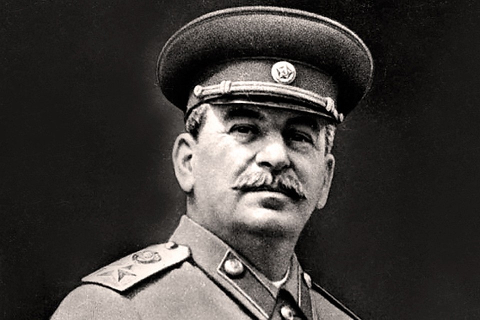 В жизни вождя СССР, как принято считать, было много тайн. И уж тем более, они должны сопровождать отношения Иосифа Виссарионовича со своими спецслужбами.