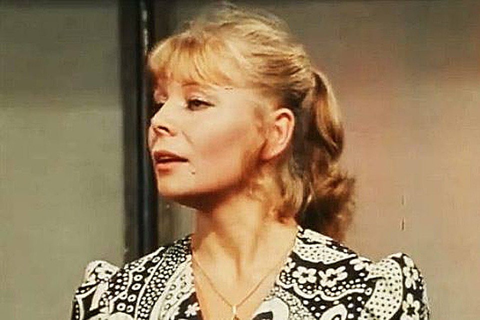 Нина Корниенко в фильме-спектакле «Проснись и пой!» (1974) потрясающе играла Каролу. Фото: kino-teatr.ru