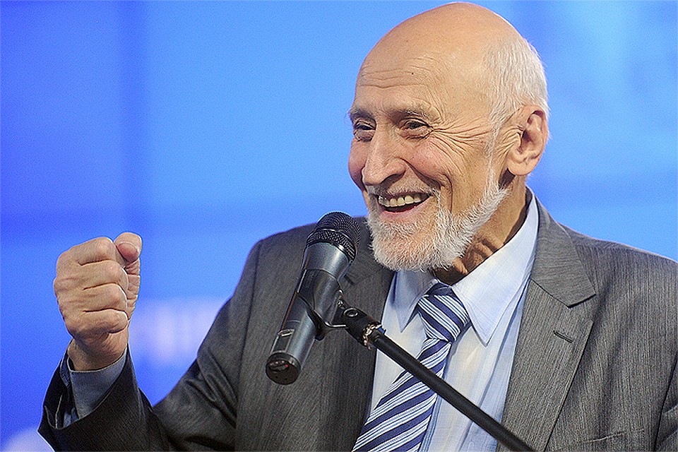 Декабрь 2015 года. Николай Дроздов на открытии II Фестиваля Русского географического общества в Центральном доме художника.