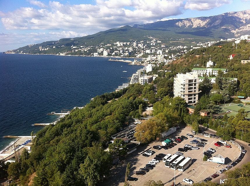 Власти Украины не брезгуют имуществом в Крыму.