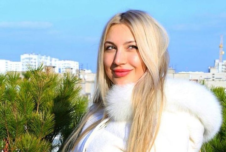 Ольга Пиманова 19 мая прилетела в Чикаго, чтобы сдать сессию, но в аэропорту ее уже ждали и сразу арестовали за якобы незаконный вывоз дочери в Россию. Фото: vk.com