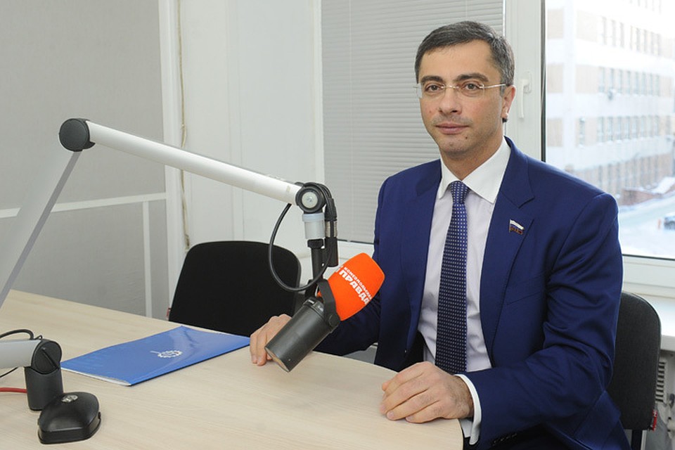 Владимир Владимирович Гутенёв, депутат ГД, первый зам. председателя комитета по экономической политике, промышленности, инновационному развитию и предпринимательству, первый вице-президент Союза машиностроителей России