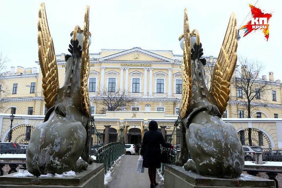 Любимые петербуржцами статуи вернутся еще не скоро