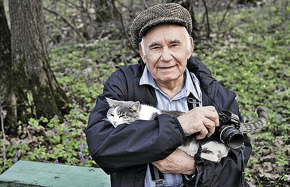 Организаторы конкурса стремятся сохранить добрую память о писателе, легендарном журналисте «Комсомольской правды», авторе рубрики «Окно в природу» Василии Михайловиче Пескове. ФОТО: Сергей Жданов