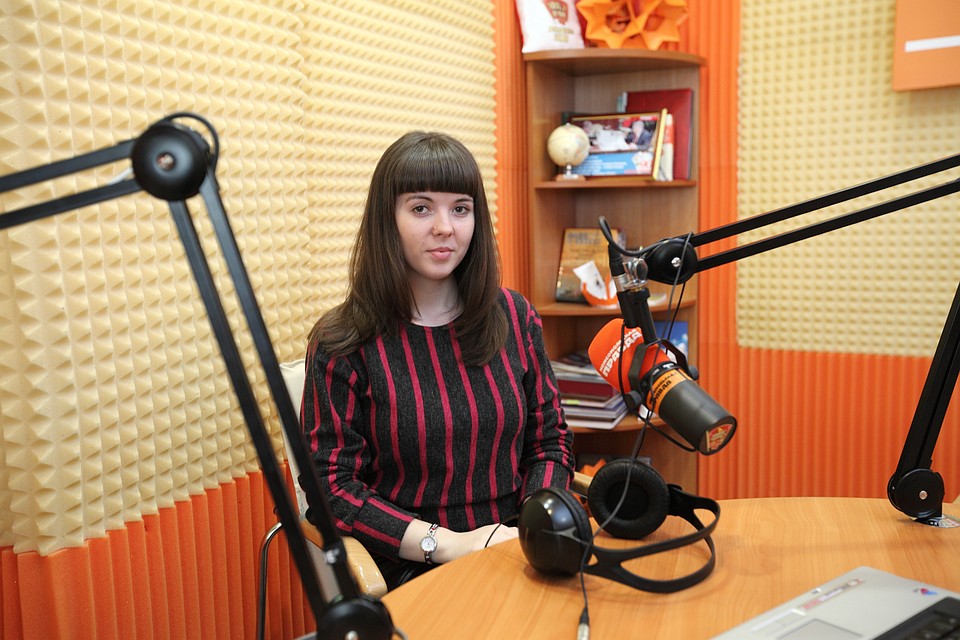 Победитель городского этапа Всероссийских конкурсов Учитель года" - учитель русского языка и литературы гимназии №25 Людмила Молоканова