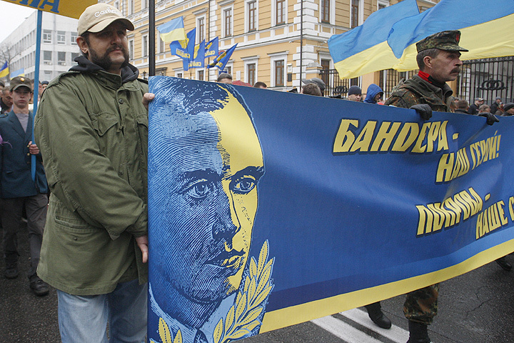 Киев, 2012 г. Во время марша в честь 70-й годовщины УПА-4. Фото ИТАР-ТАСС/ Мария Фролова