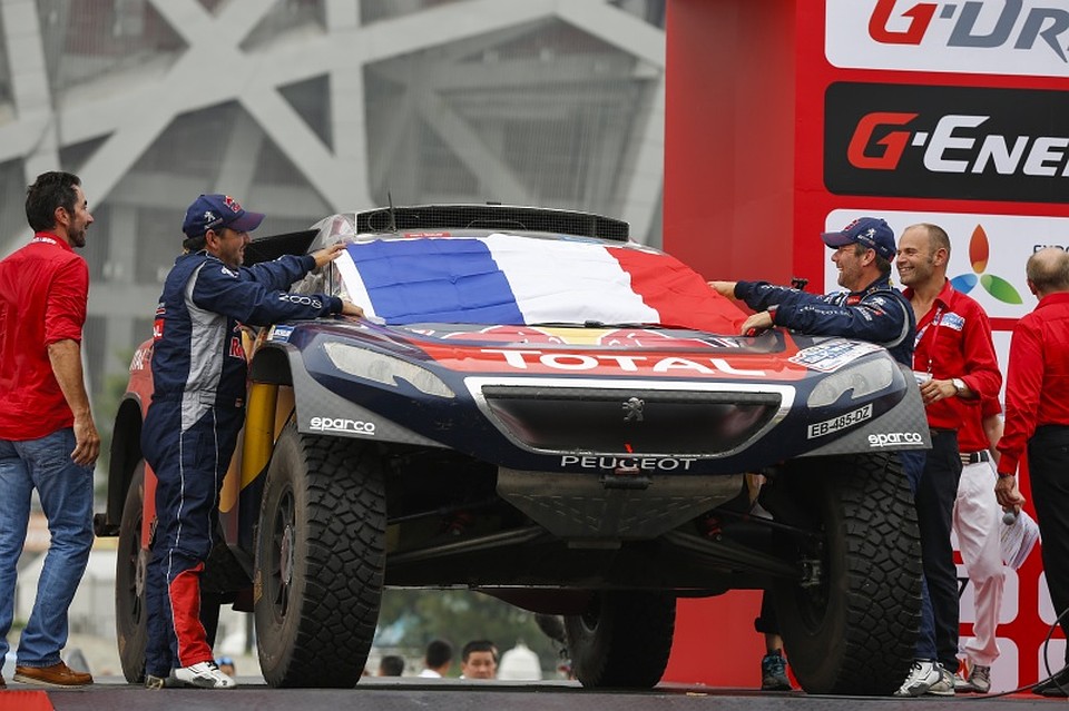Автомобиль-победитель «Шелкового пути 2016» Peugeot 2008 DKR Фото: Евгений ВАСИН