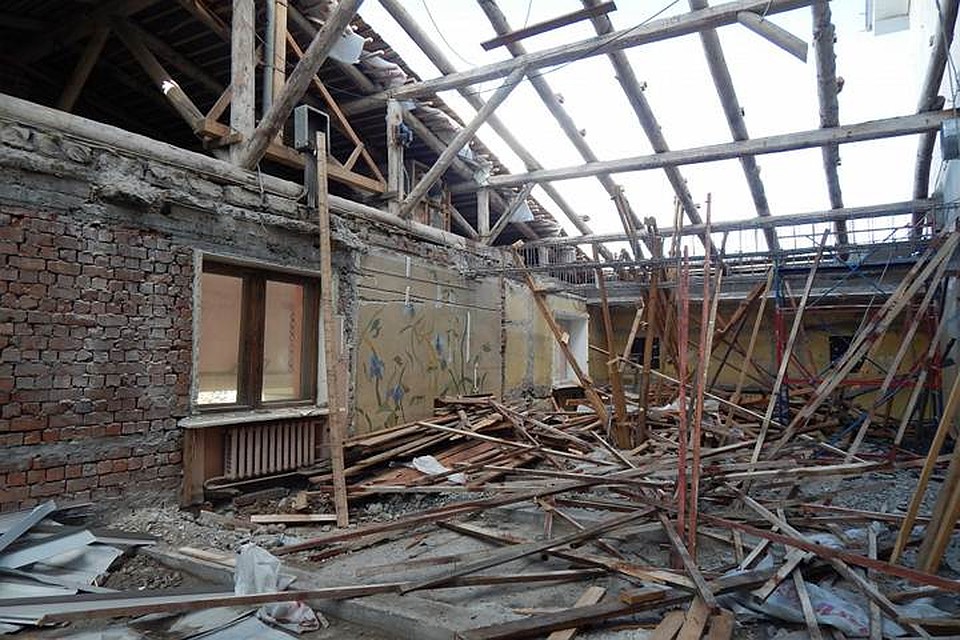 Большая часть помещений в Драмтеатре разобрали буквально до основания. Неудивительно, что ремонт займет целых 3 года. Фото: www.gov-murman.ru