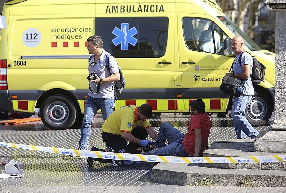 Теракт в Барселоне унес жизни 13 человек, 120 ранены Фото: EASTNEWS/AP/FOTOLINK