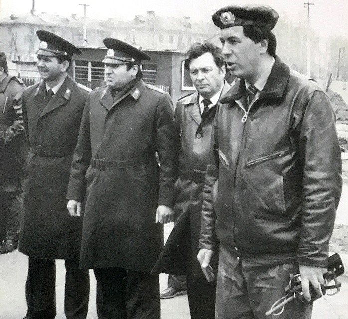 1983 год. Инструктаж перед штурмом, крайний справа - Михаил Головатов. ФОТО Личный архив