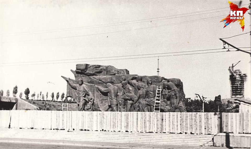 входная площадь. 1965 г. Фото: Музей-заповедник «Сталинградская битва».