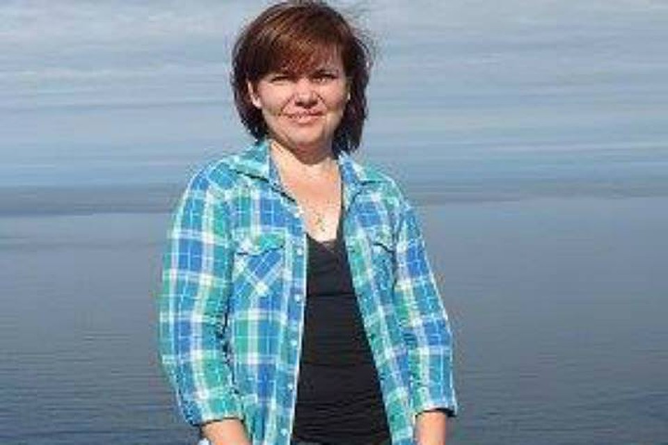 Выжившую в авиакатастрофе под Хабаровском 3-летнюю девочку ценой собственной жизни спасла ее крестная Фото: Социальные сети