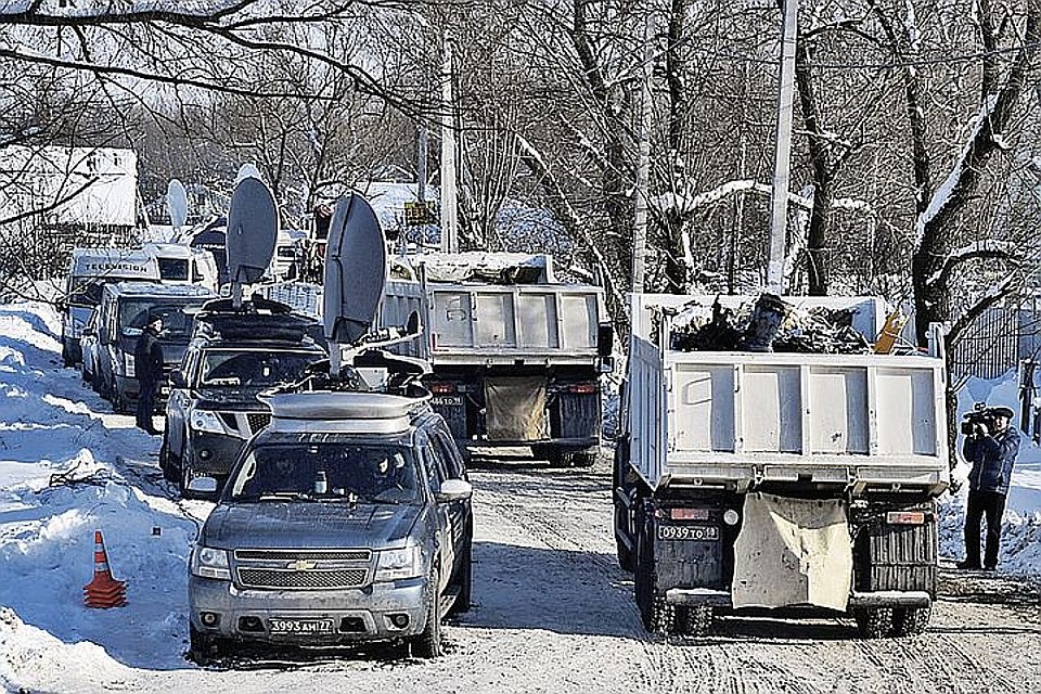 С места трагедии вывезли более 700 обломков. Фото: Михаил ВОСКРЕСЕНСКИЙ/РИА Новости