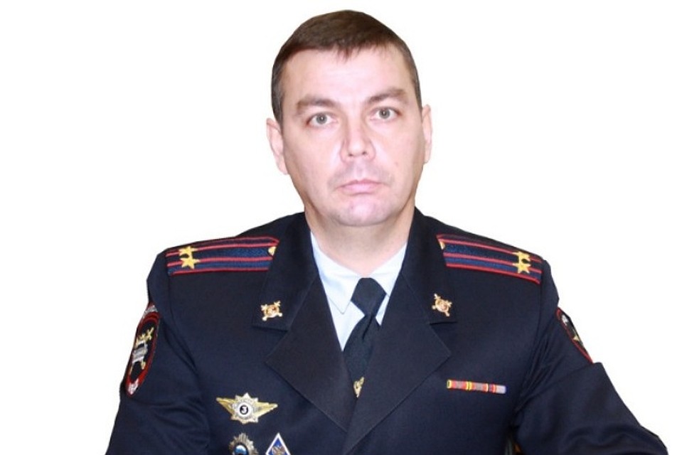 Юнусов уверяет, что была скользкая дорога. Видимо, асфальт был настолько скользким, что торможение заняло у новоявленного полковника 120 минут Фото: УГИБДД Свердловской области