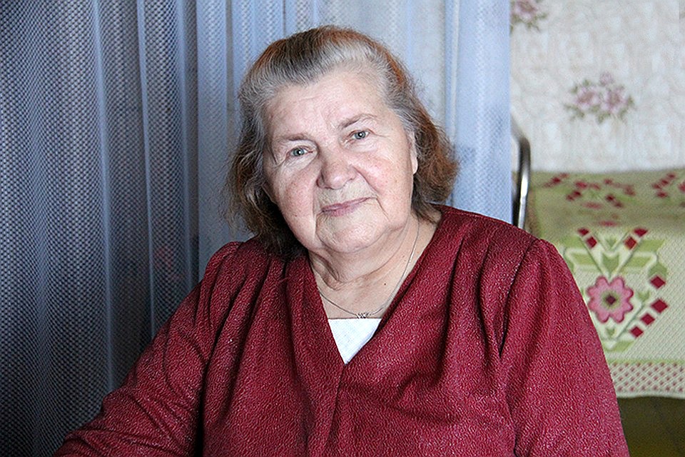Взгляд и улыбка Веры Сергеевны за эти годы совсем не изменились. Фото: Ксения САВЧЕНКОВА