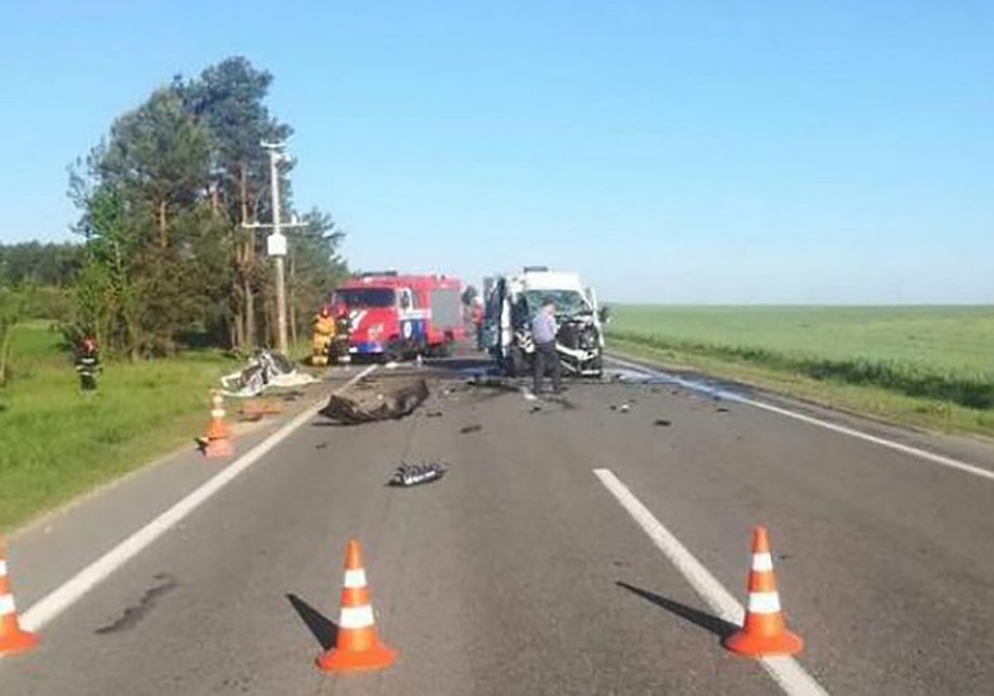 В обстоятельствах резонансной аварии разбираются ГАИ и следователи. Фото: gaibrest.by