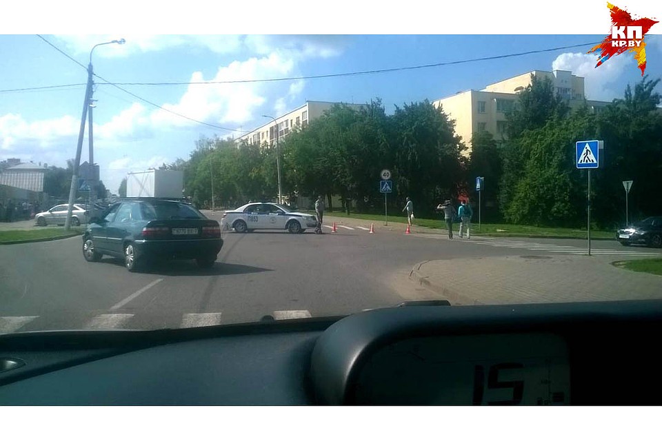 Территория вокруг банка оцеплена. Фото: Александр АРХИПОВ