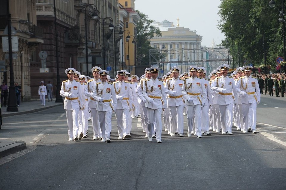Пешие колонны на репетиции Дня ВМФ. Фото: Олег ЗОЛОТО