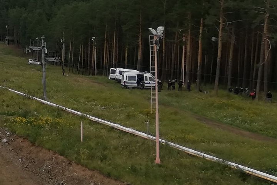 Место, где нашли тела девушек. Фото: Евгений Черемных