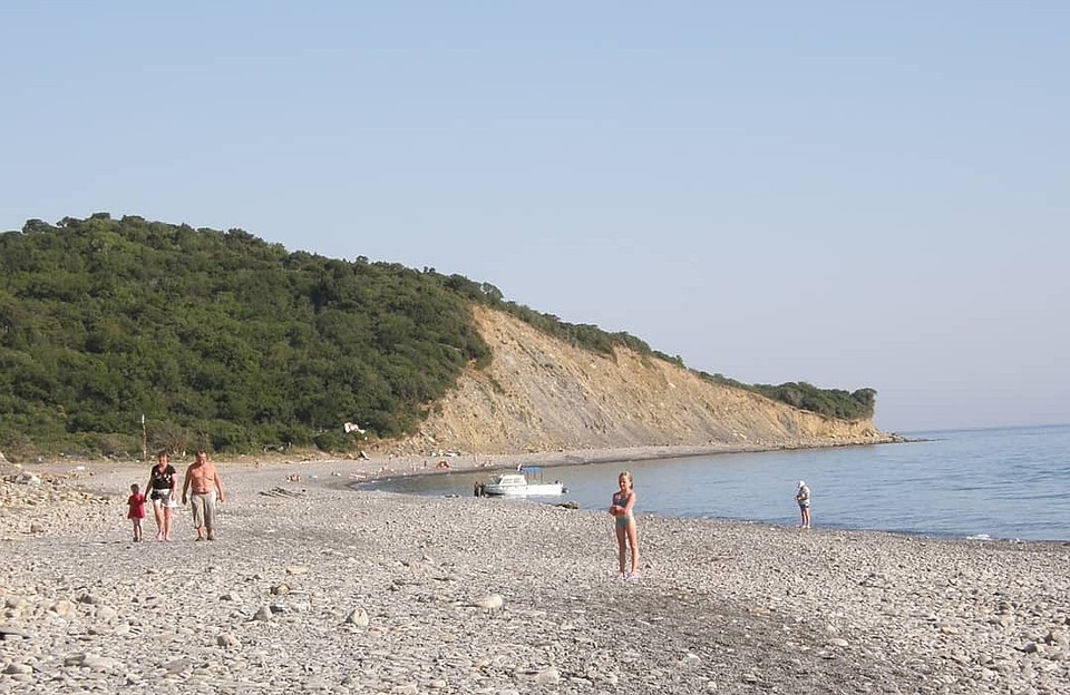 В лагуне чистое море и много крабов