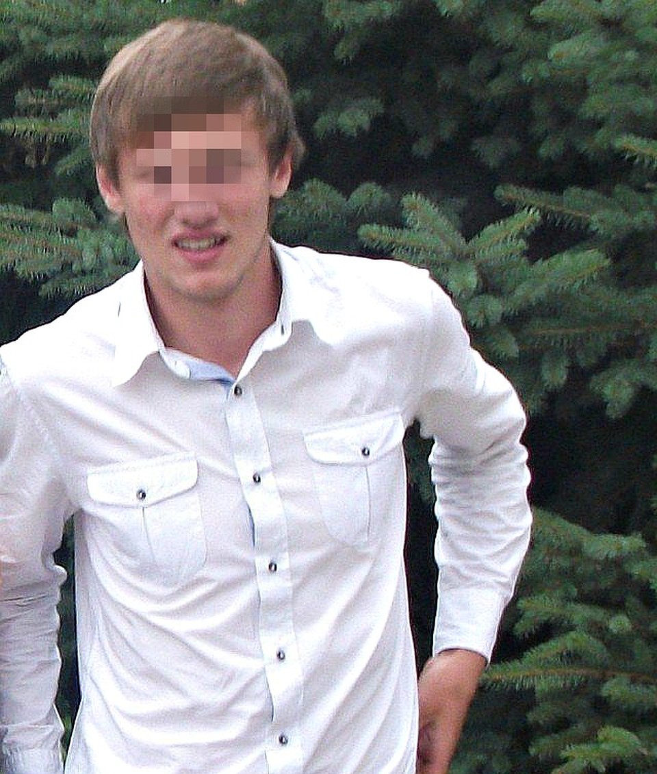 Александр умер от удара в сердце.
