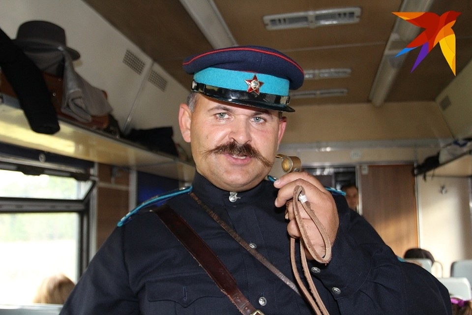 Товарищи, пассажиры, ведем себя прилично. А то как свистну! Фото: Ирина ТАРАСОВА