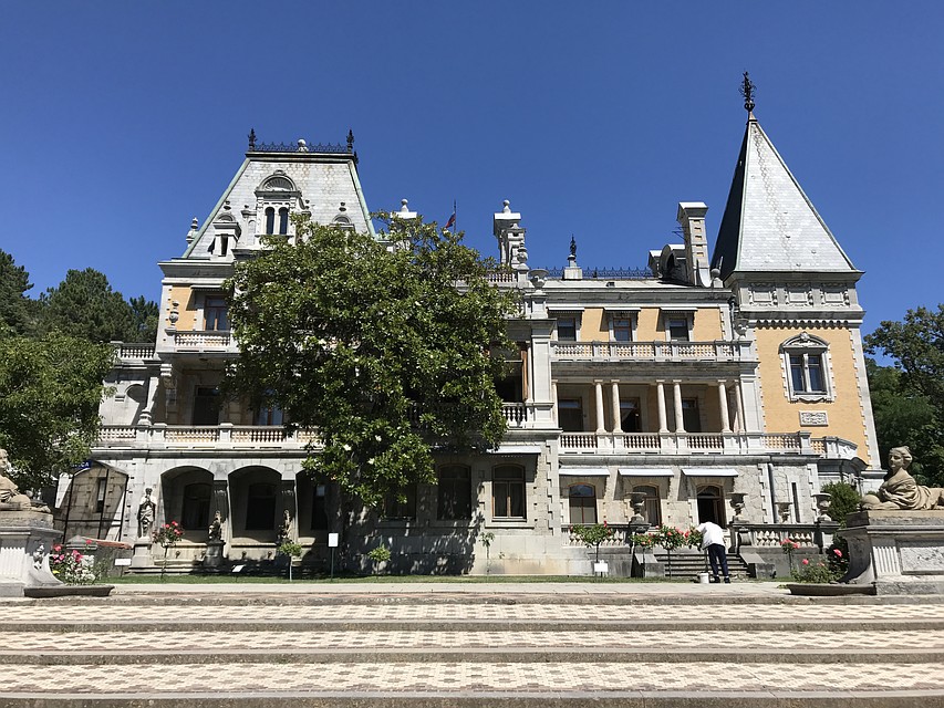 Ялта. Массандровский дворец. Фото: Мария БЕРК
