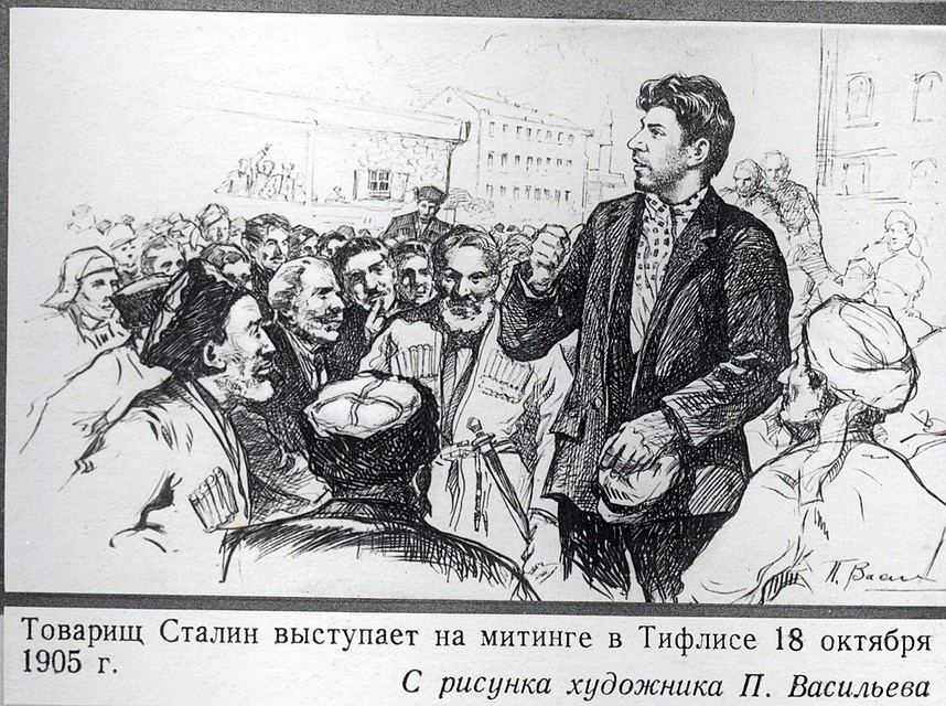 Товарищ Сталин выступает на митинге в Тифлисе.