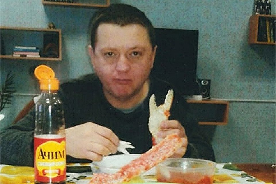 Цеповяз в колонии себе ни в чем не отказывал - крабы, красная икра