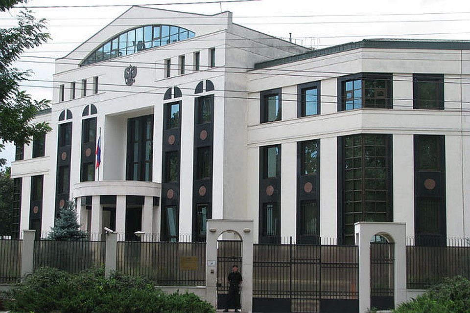 Дипломатам дали три дня на сборы