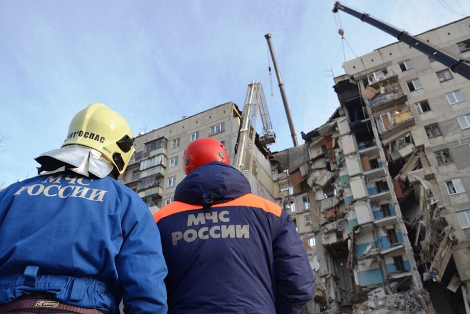На месте обрушения работали почти 1 500 сотрудников экстренных служб. Фото: ГУ МЧС по Челябинской области