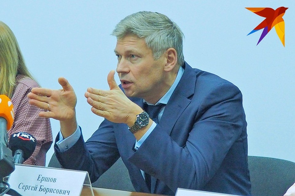 Сергей Ершов рассказал, почему экспонаты нельзя оставить в здании на время реконструкции. Фото: Виктор КОСТРОВ