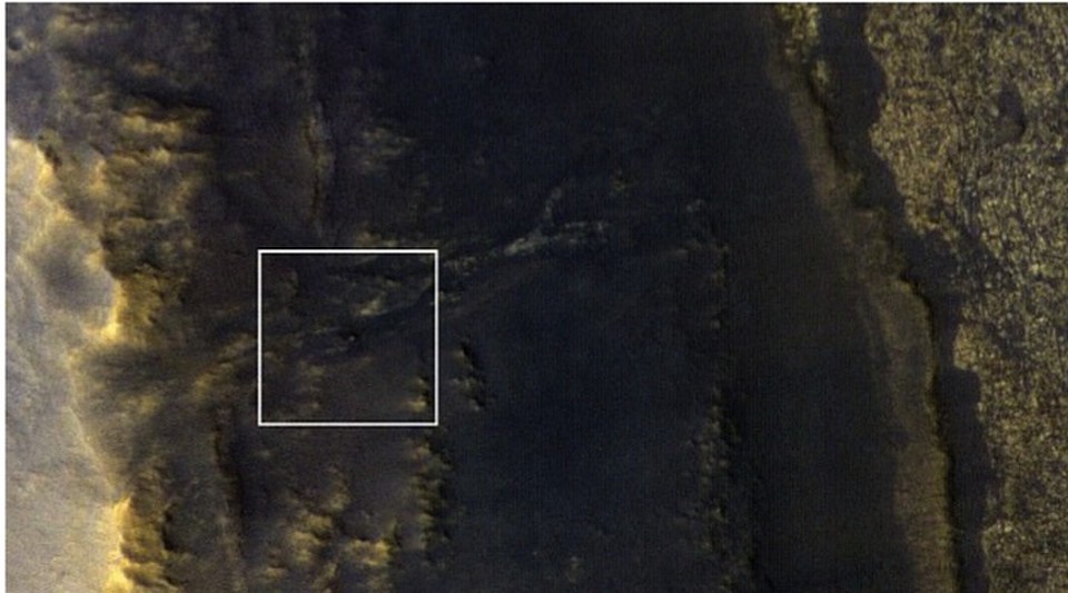 Oppy сейчас тут - в кратере Эндевор.